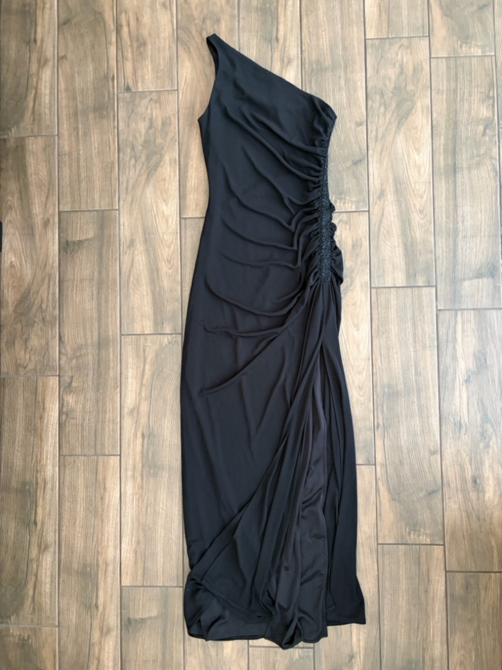 Laundry By Shelli Segal Black One-Shoulder Evening Gown
